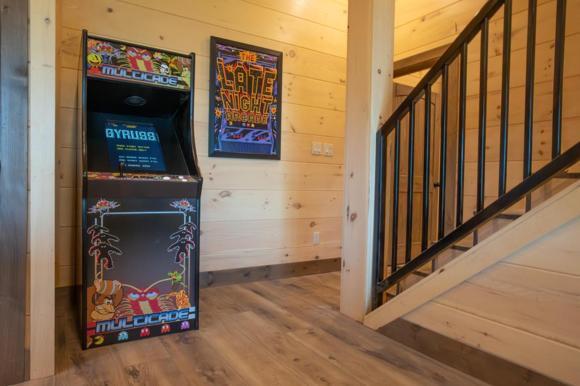 Luxury 12-Bedroom Cabin With Indoor Pool, Hot Tub & Movie Theater, Sleeps 36 세비어빌 외부 사진