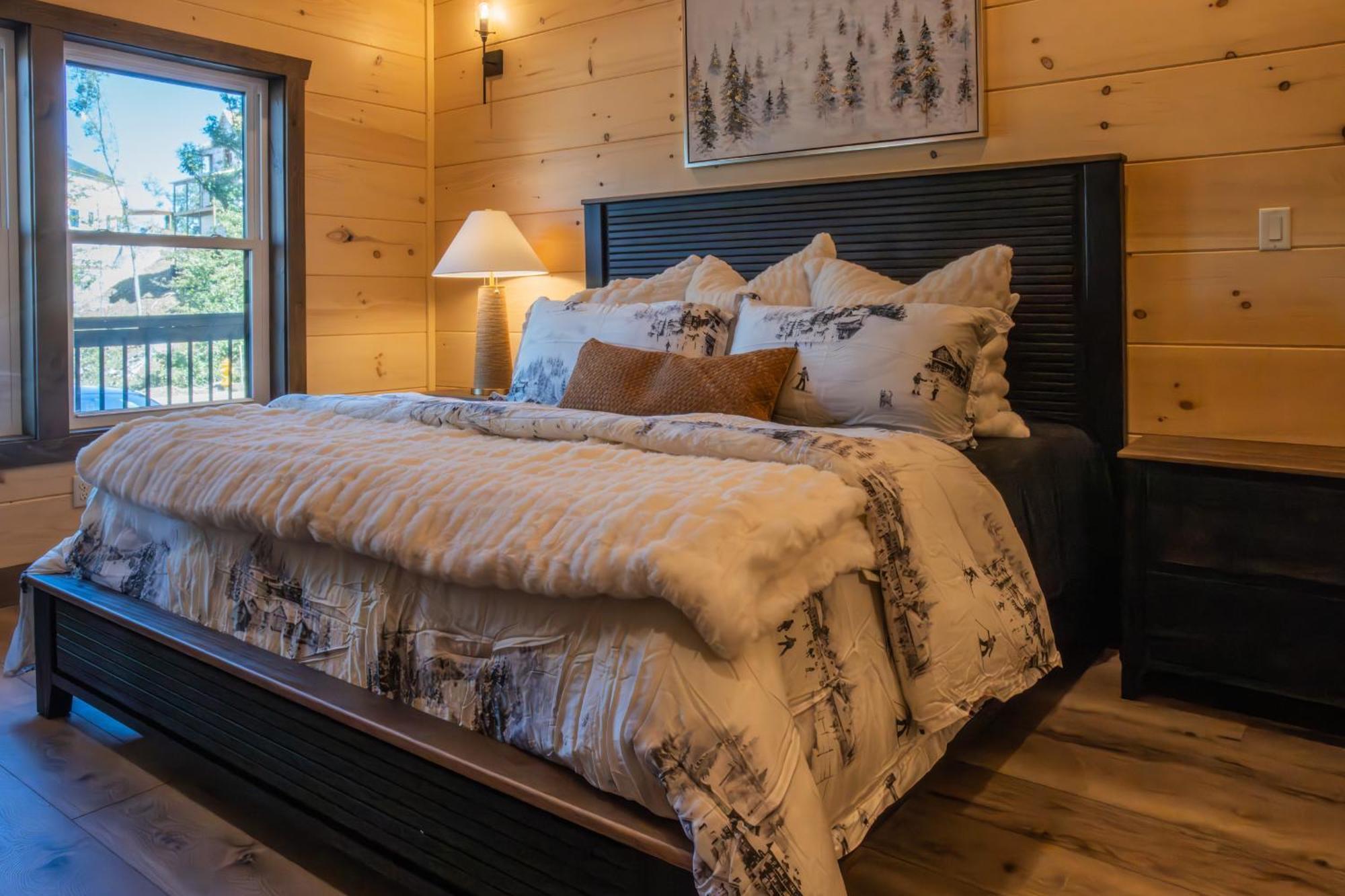 Luxury 12-Bedroom Cabin With Indoor Pool, Hot Tub & Movie Theater, Sleeps 36 세비어빌 외부 사진